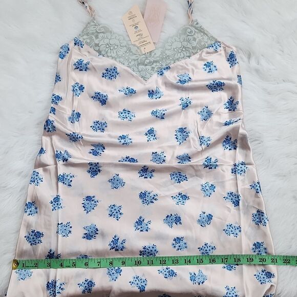 We are HAH -418 NWT Hot As Hell - Let it Slip Ditsy Floral French Blue Medium - Picture 6 of 7